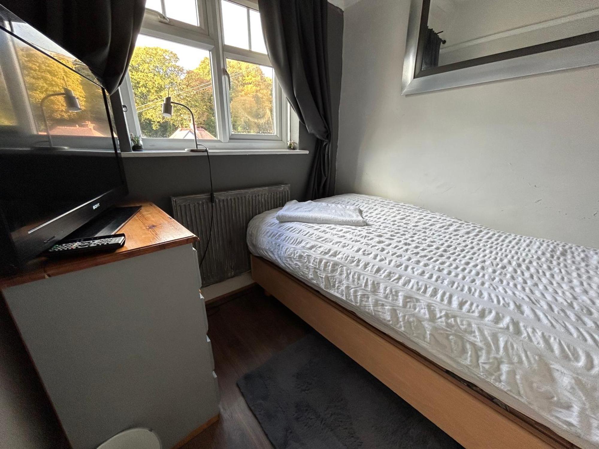 Redditch Rest Near Town Centre & Transport Links 아파트 외부 사진