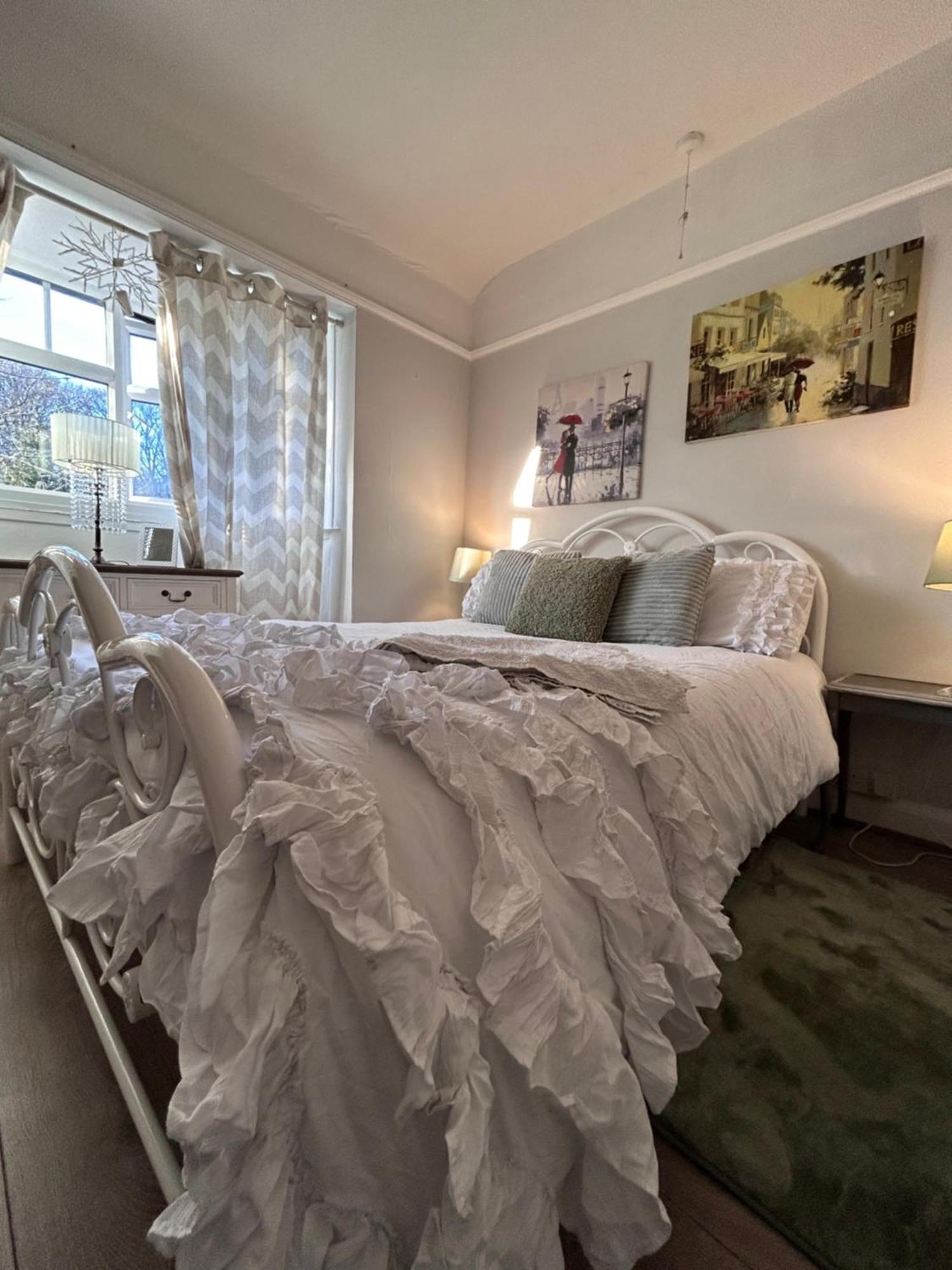 Redditch Rest Near Town Centre & Transport Links 아파트 외부 사진