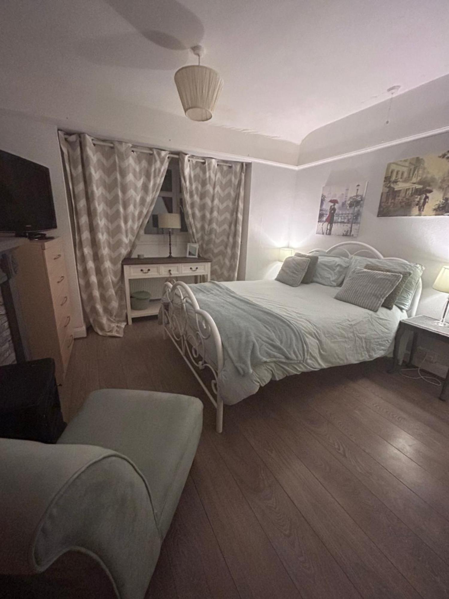 Redditch Rest Near Town Centre & Transport Links 아파트 외부 사진