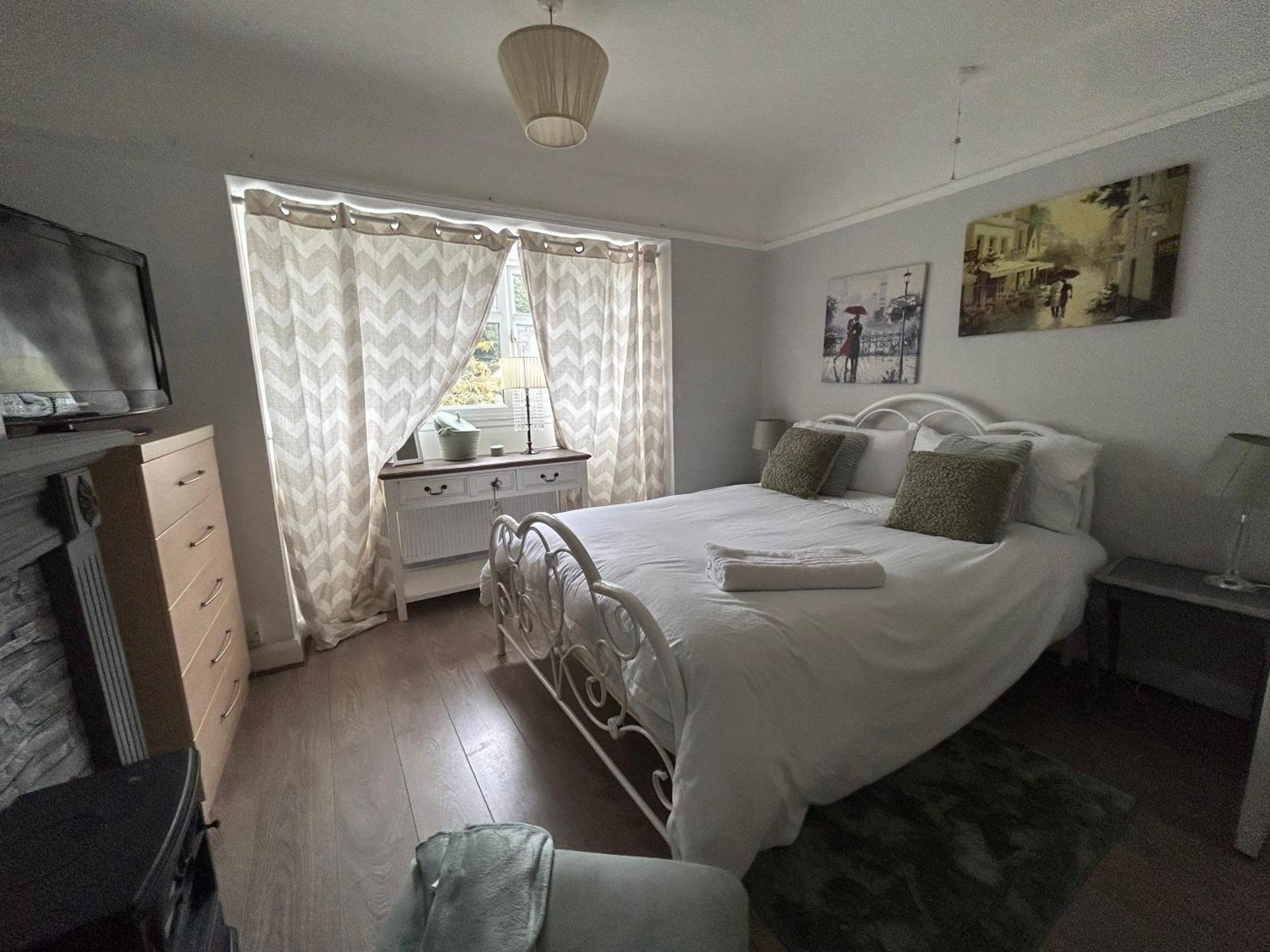 Redditch Rest Near Town Centre & Transport Links 아파트 외부 사진