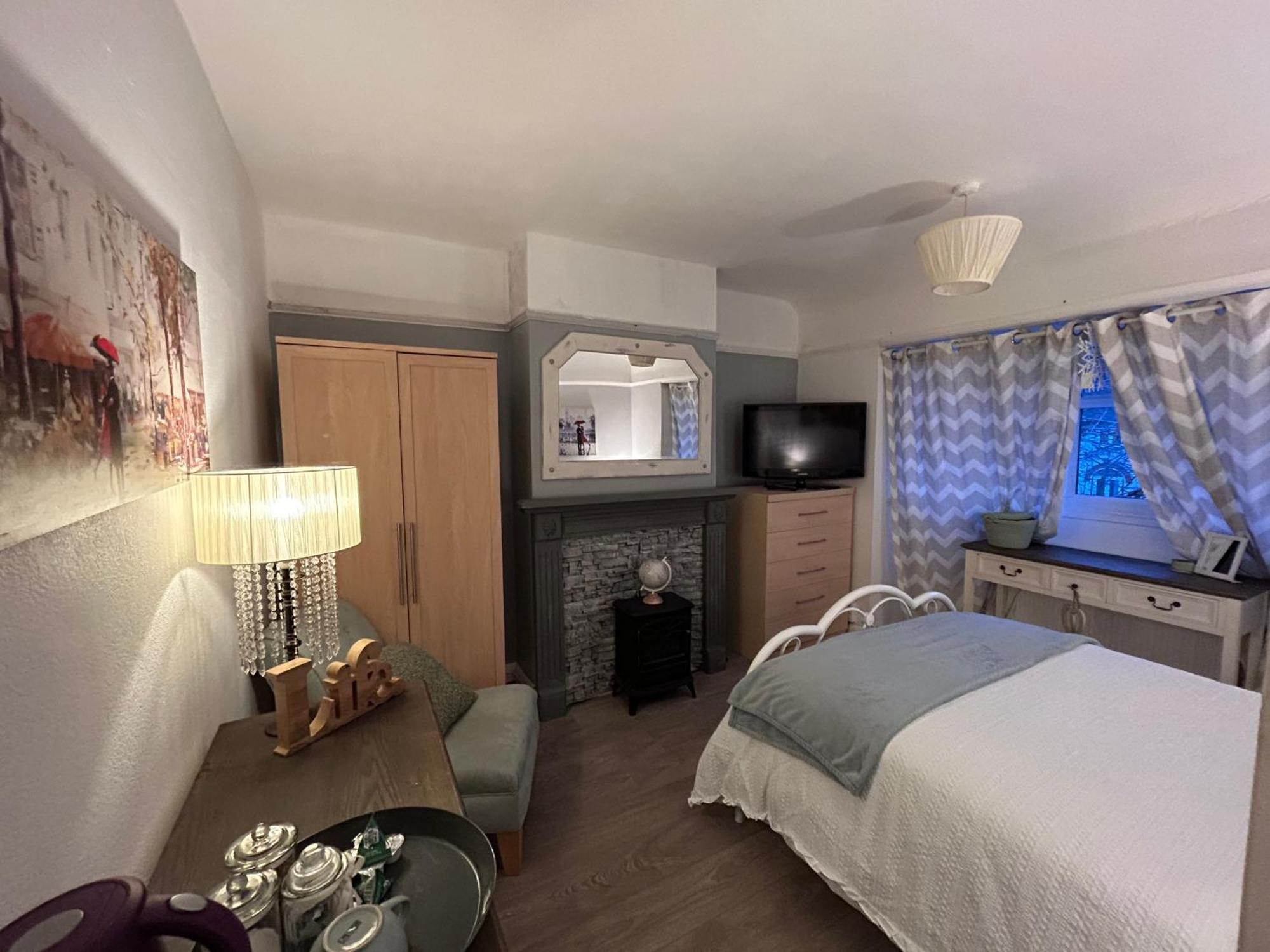 Redditch Rest Near Town Centre & Transport Links 아파트 외부 사진